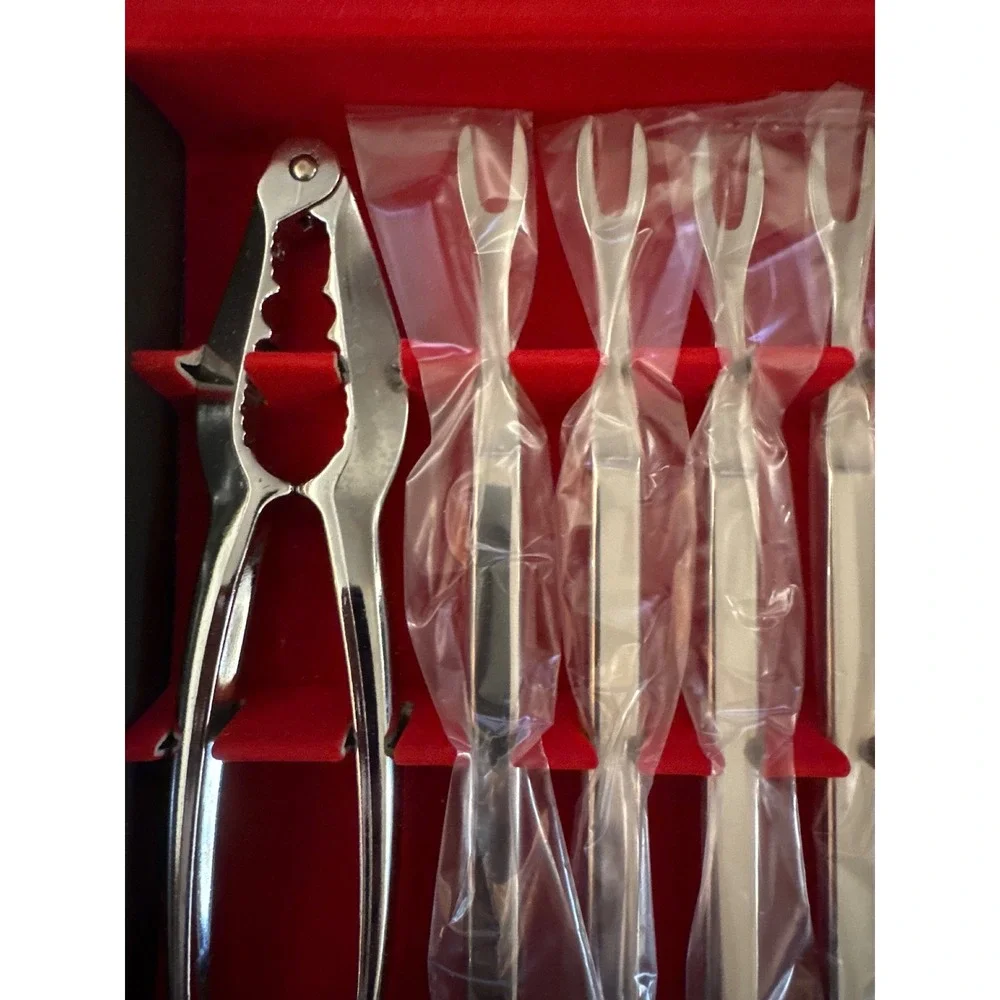Selandia Designs 8 Piece Seafood Set Crackers Forks 562-A Betty Crocker Cookbook